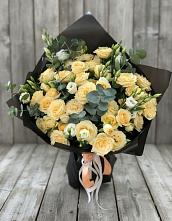 Букет цветов из:  Розы и Лизиантусы #REPLACE_PRED# Леличи