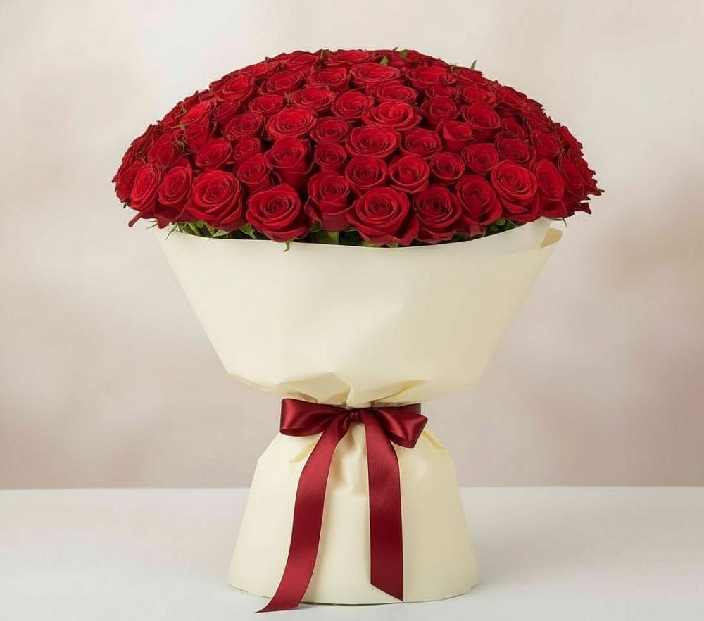 Букет 101 Красная роза Милано в Леличи