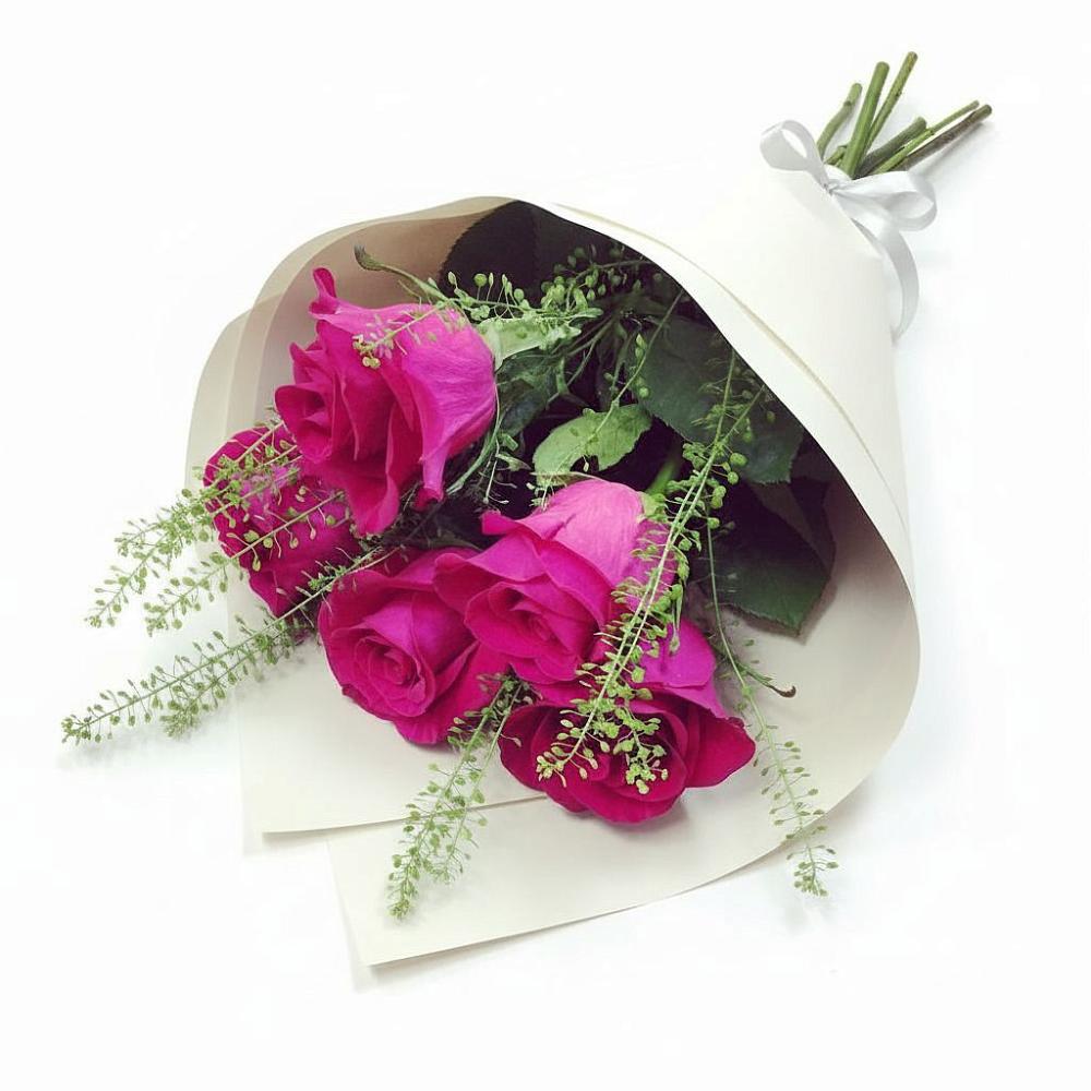 Букет цветов из: Розы в Леличи