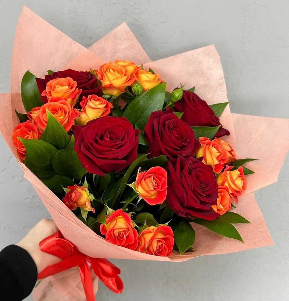 Букет Любовь и восторг в Леличи