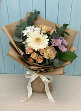 Букет цветов из:  Герберы и Хризантемы в Леличи