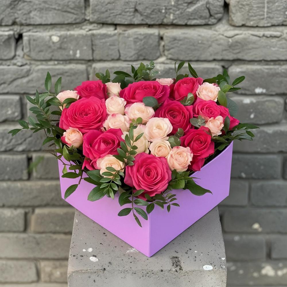 Цветочная композиция из Розы в коробке в Леличи