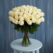 Букет 51 Белая роза Эдлесс Лав в Леличи