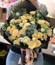Букет цветов из:  Розы и Лизиантусы #REPLACE_PRED# Леличи