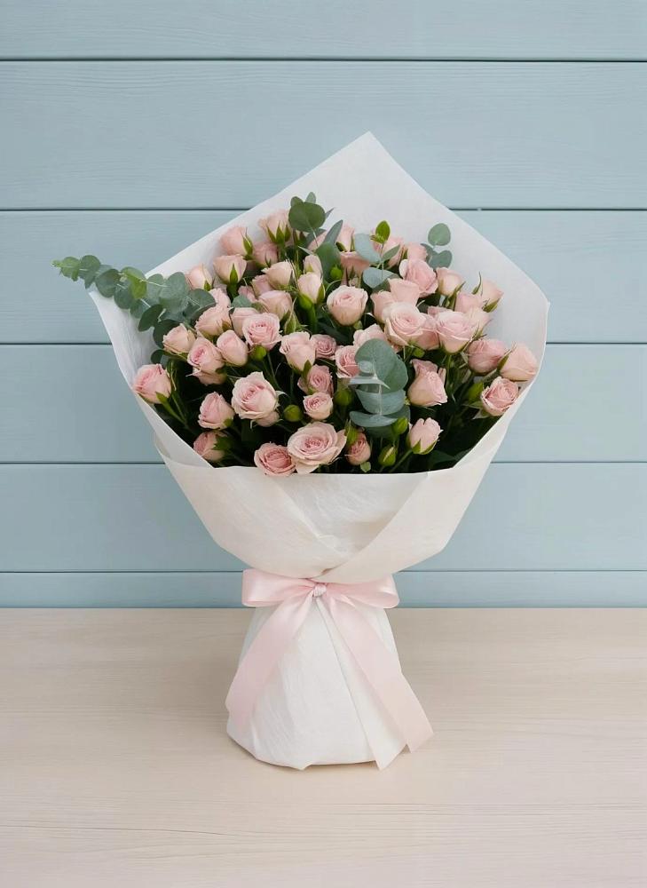 Букет цветов из: Розы в Леличи