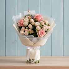 Букет цветов из:  Розы в Леличи