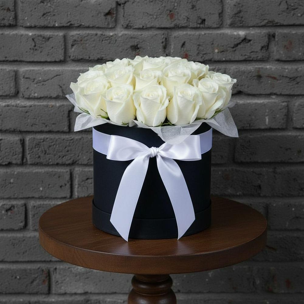 Цветочная композиция из Розы в шляпной коробке в Леличи