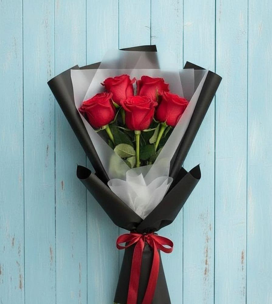 Букет цветов из: Розы в Леличи