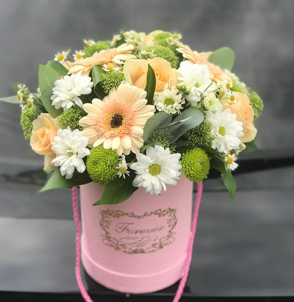 Цветочная композиция из Розы, Герберы и Хризантемы в шляпной коробке в Леличи