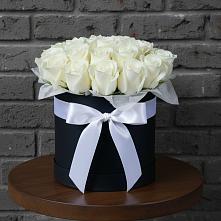 Цветочная композиция из Розы в шляпной коробке в Леличи